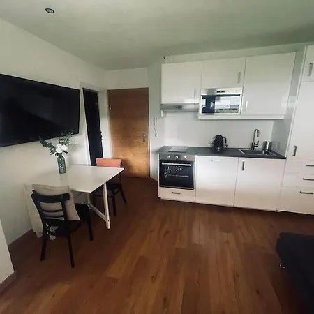 Haus Alpenrose Нойштифт-им-Штубайталь